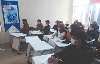 Gençlik merkezinin açtığı kuslara yoğun ilgi