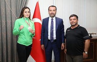 Gizem Özer’e milli davet