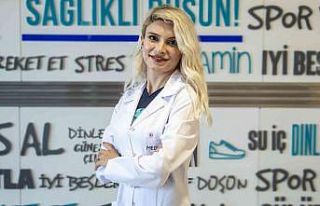 “Göz kapağı düşüklüğü ileri yaşlarda artıyor”