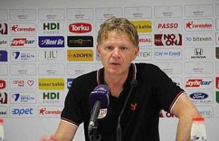 Groenendijk: "Art arda alınan iki galibiyet...