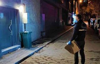 Gurbette kendisini bıçaklayan arkadaşının yerini...