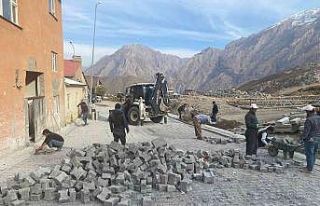 Hakkari Belediyesi, Küçük Sanayi Sitesi’nde alt...