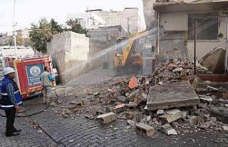 Haliliye’de metruk ve riskli yapıların yıkımına...