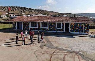 Hayali köy okulunda öğretmen olmaktı, hayalini...