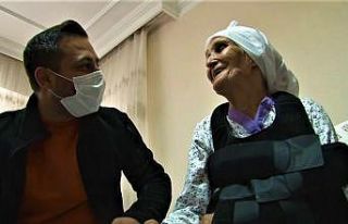 Hayatını kurtaran İHA muhabirini evinde ağırladı