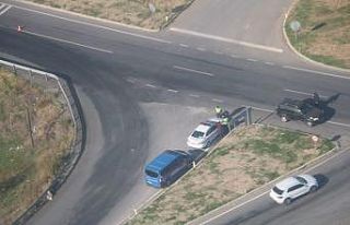 Helikopterle yapılan denetimde 11 araç trafikten...