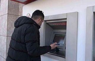 Hesabındaki parayı görünce şoke oldu: Tam 600...