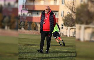 Hikmet Karaman: "Göztepe maçını kayıpsız...