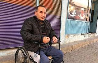 Hırsızlar kas hastasının dünyasını başına...