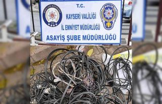 Hırsızlar suçüstü yakalandı