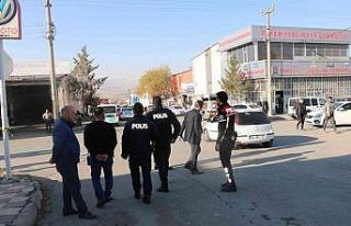 Husumetlisi tarafından tüfekle vurulan şahıs hayatını...