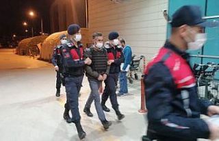 Husumetlisini başından vurarak öldürdü, çelik...