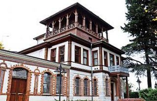 İki büyük yangın geçirdi, 130 yılı geride bıraktı