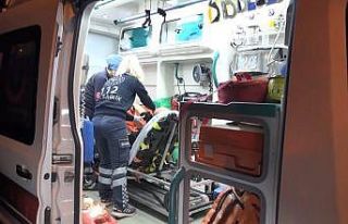 İki otomobil çarpıştı: 1 yaralı