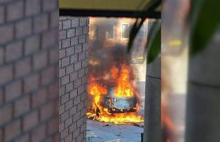 İngiltere’de hastane yakınındaki araçta patlama