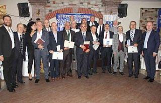 İnşaat mühendisi meslek büyüklerine onur belgesi