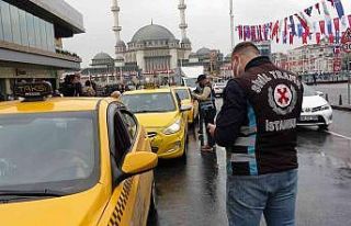 İşini yapan gazeteciye taksiciden tepki: "Neden...
