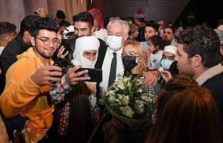 Isparta’da kültür gecesinde renkli görüntüler...