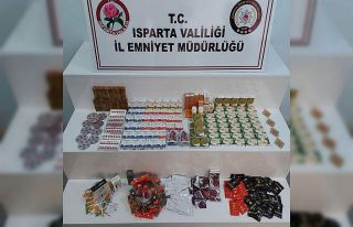 Isparta’da uygulama noktasında durdurulan otomobilden...