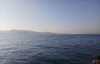 İstanbul Boğazı’nda sis etkisini gösterdi