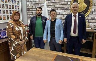 İstanbul Şehit Aileleri Derneği’nden İYİ Partili...