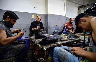 İstanbul’un ayakkabı merkezi Gedikpaşa’da üretim...