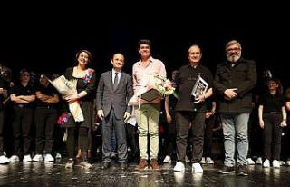 “İyi Dersler Hayat” adlı oyunu öğretmenler...