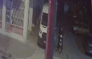 İzmir’de bir gecede 37 aracın lastikleri kesildi