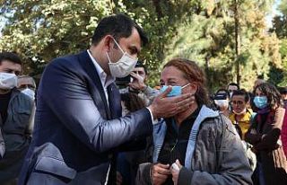 İzmir’de depremin yaraları sarılıyor: Bakan...