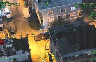 İzmir’de helikopter destekli operasyon: Aranan...