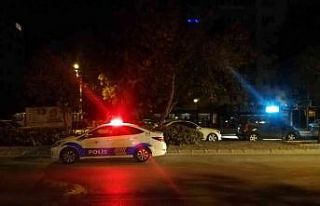 İzmir’de ticari taksi ile silahlı saldırı: 1...