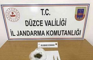 Jandarma ekiplerinin yol kontrol uygulaması sürüyor