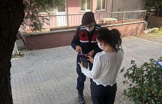 Jandarmadan kadınlara KADES bilgilendirmesi