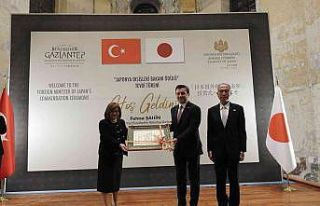 Japonya’dan Fatma Şahin’e ödül