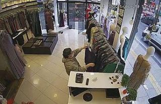 Kadıköy’de abiye hırsızlığı kamerada