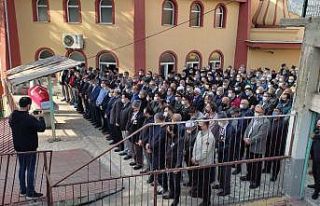 Kalp krizinden ölen Kıbrıs gazisi son yolculuğuna...