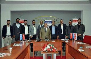 Kamu-Der tanıtım toplantısı için Van’da bir...