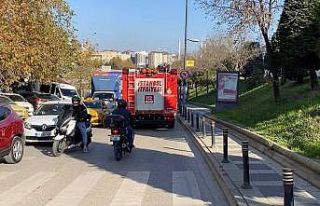 Kamyonet altında kalan küçük kız metrelerce sürüklendi