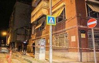 Karacabey Belediyesi ekipleri lodosa karşı gece...