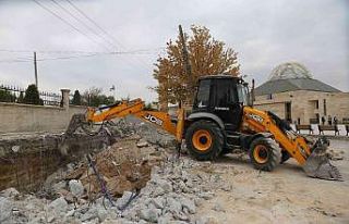 Karaman’da şehir mezarlığının yanına otopark...
