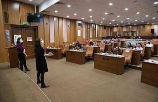 Kartal Belediyesi’nden çalışanlarına ‘Kadına...