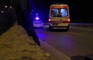 Kartal’da feci kaza beton bariyerlere vurup 200...