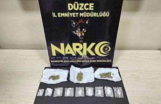 Kavanozlardan turşu yerine uyuşturucu çıktı