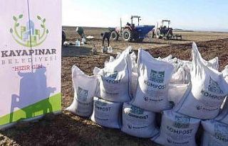 Kayapınar’da pazar yerlerinde atıklarla ele edilen...