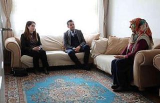 Kaymakam Beşikçi kapı kapı dolaşıp vatandaşı...