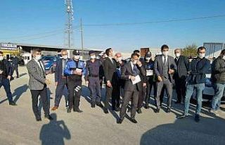 Kaymakam ile sürücü arasında komik diyalog: "Ağacın...