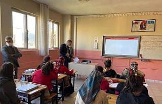 Kaymakam Yelek’ten okul ziyareti