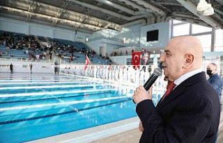 Keçiören’de Atatürk anısına yüzme şampiyonası