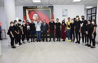 Konservatuvar öğrencileri belediyenin desteğiyle...