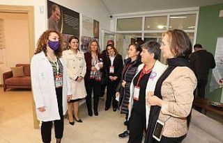 Konuk belediyeler Alzheimer Yaşam Evi’ni gezdi